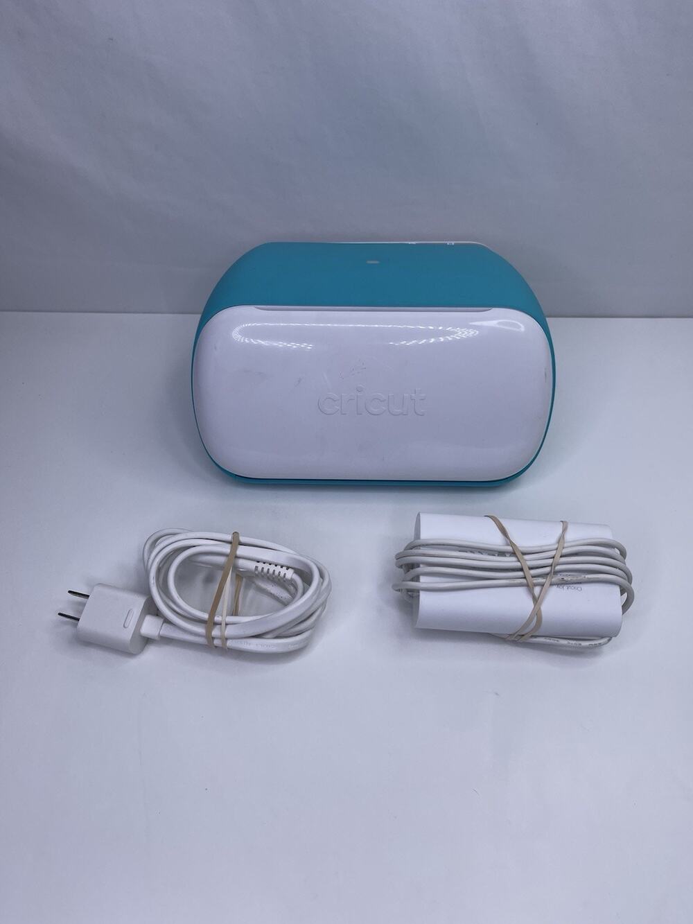 Cricut Joy Model JCTR101 Smart Cutting Machine Teal White w/ Power Cord